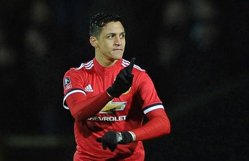Sanchez sparkles as Manchester United progress in FA Cup