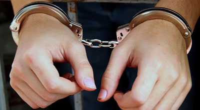 2 held for cheating in Dhaka