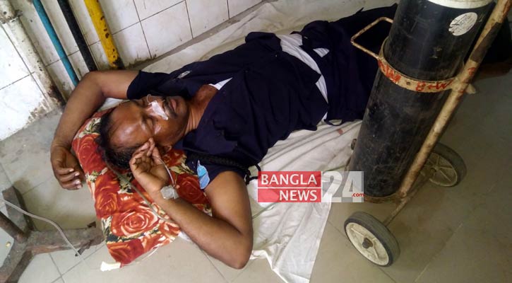 3 killed as cop microbus cylinder blasts in Tangail