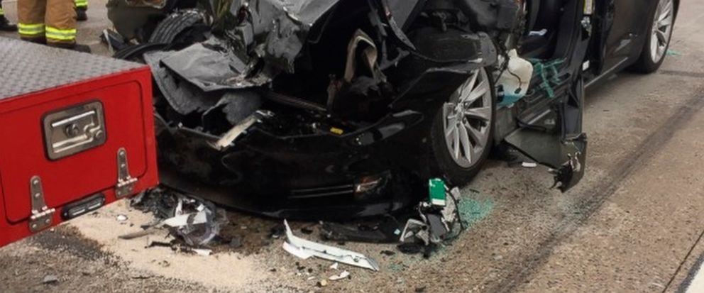 Utah driver sues Tesla after crashing in Autopilot mode