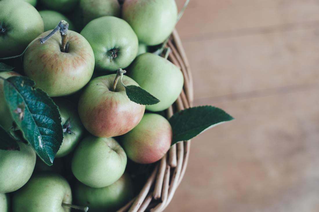 A compound found in apples can slow down aging