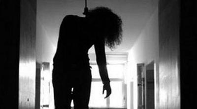 Mother, daughter commit suicide in Sirajganj