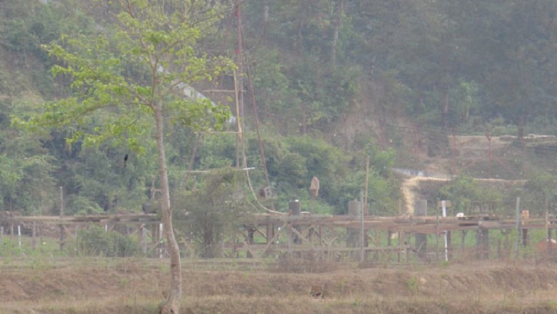 Myanmar erects bridge on border canal