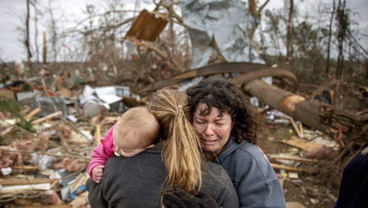 23 dead, dozens missing in tornado-blasted Alabama community