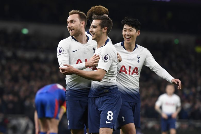 Tottenham Spurs beat Crystal Palace 2-0 to open new stadium