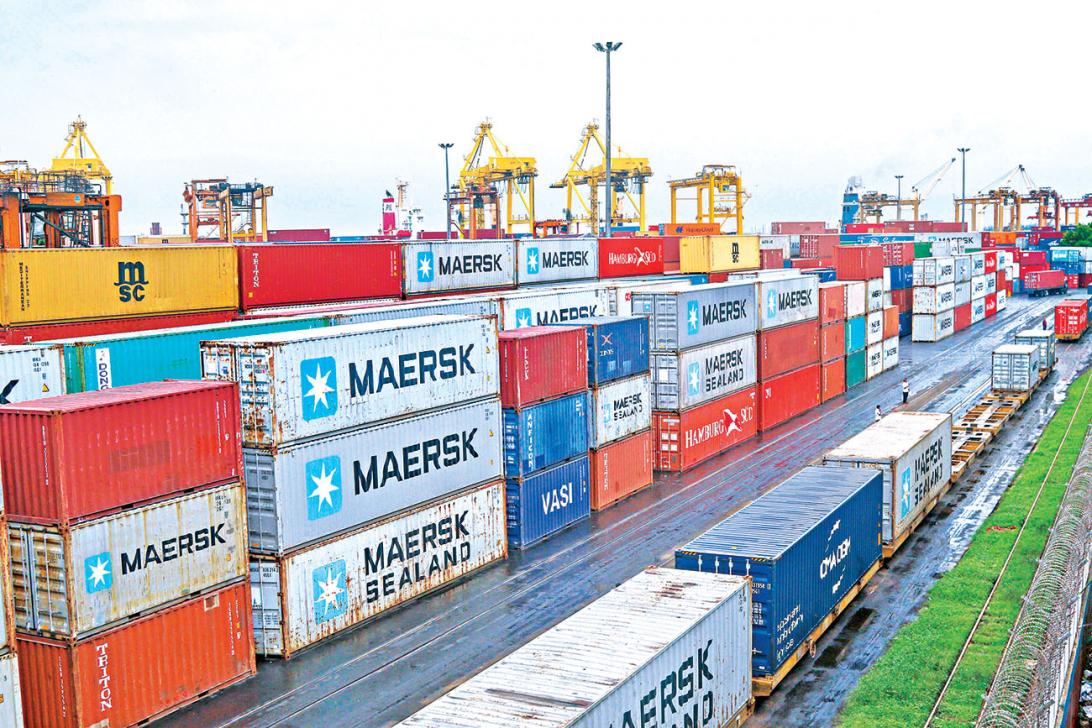 Containers pile up at Ctg port