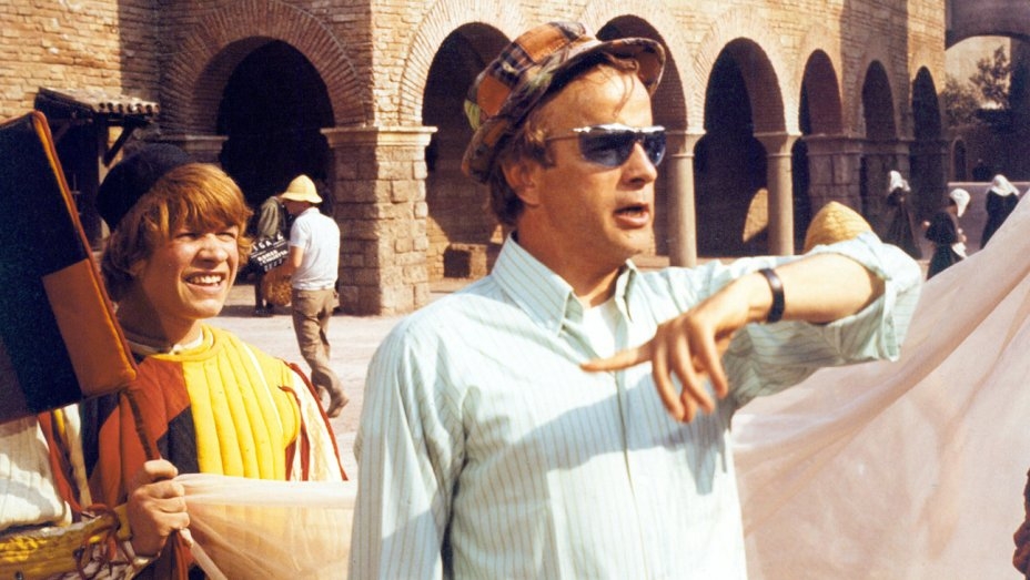 "Romeo and Juliet" director Franco Zeffirelli dies at 96