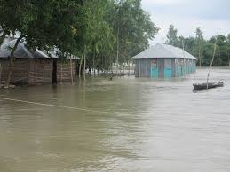Flood forces 34 Lalmonirhat schools suspend classes
