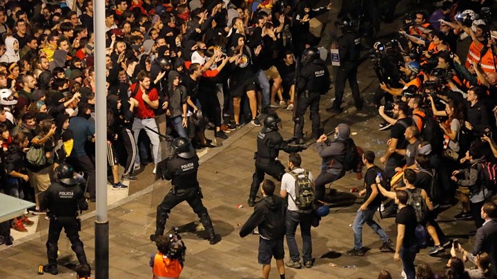Violent clashes as Spain jails Catalan separatists