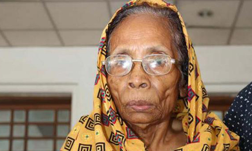 HC exempts 104-yr-old woman from arms case