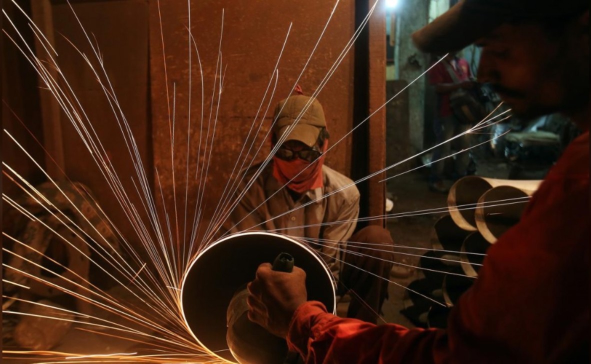 India’s industrial output falls at the fastest pace in six years