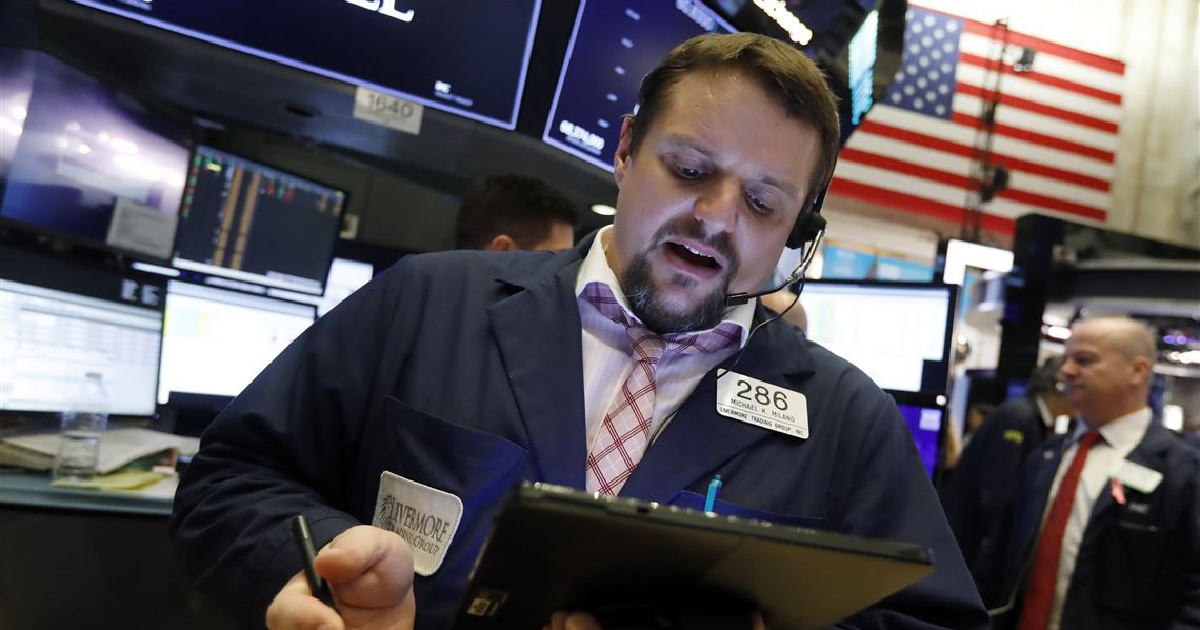 U.S. stocks close mixed after Powell's testimony