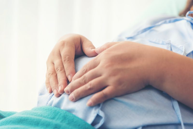 Inducing labor at 41 weeks safer than 'wait and see' approach