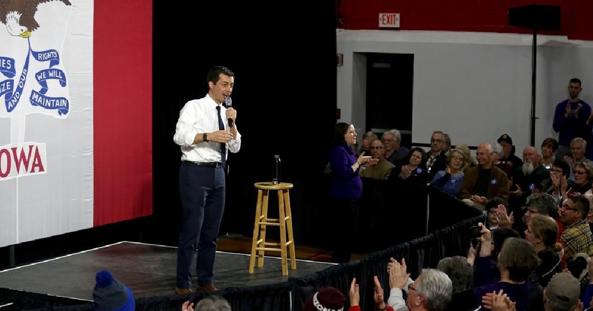 Elusive quest for momentum is on as Democrats dash to Iowa