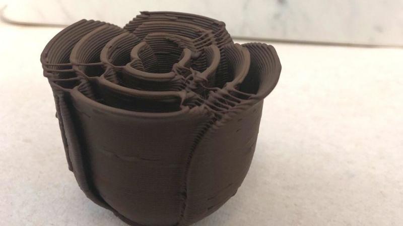 This 3D printer can print chocolate in any shape!