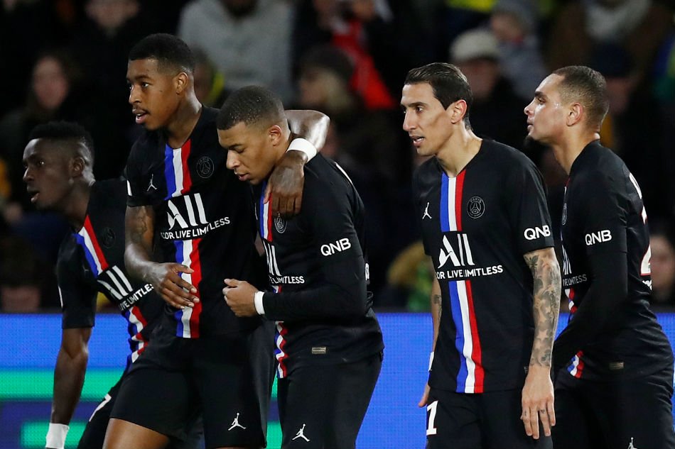 PSG move 15 points clear with tight Nantes win