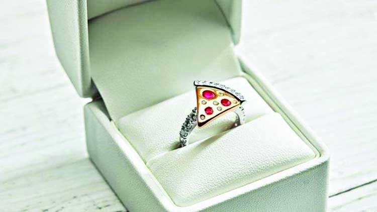 Domino's has a $9,000 pizza engagement ring