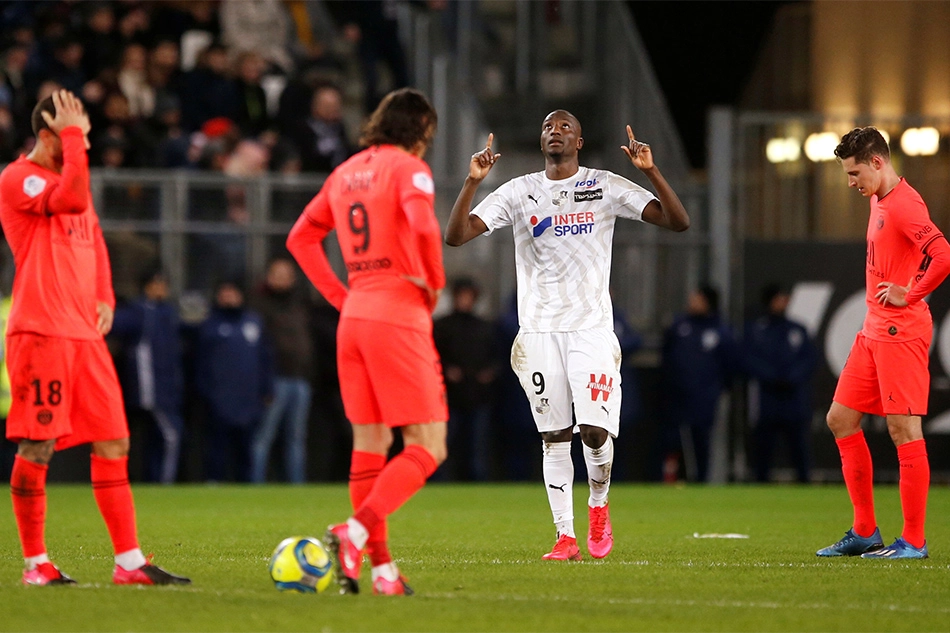PSG without Neymar, Mbappe held 4-4 by lowly Amiens