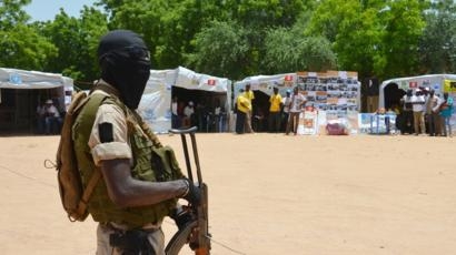 At least 20 killed in Niger aid stampede