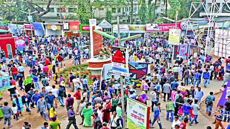 'Ekushey Book Fair' draws huge crowd