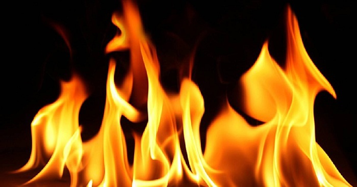 Fire breaks out at Rupnagar Slum