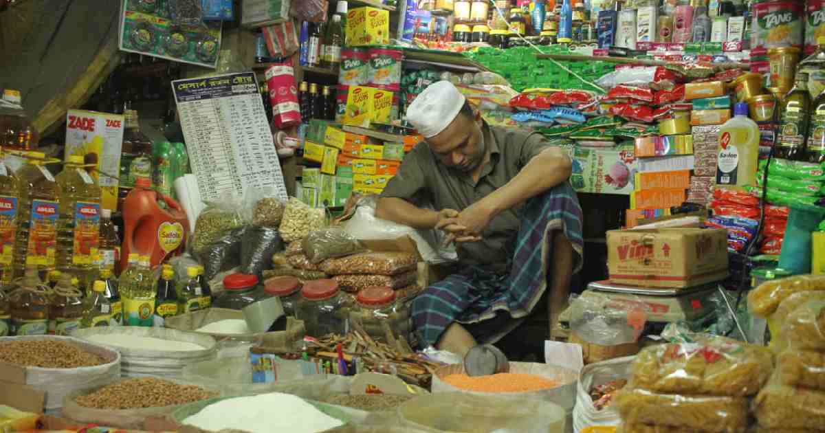 Kitchen markets, super shops in Dhaka to remain open until 5 pm