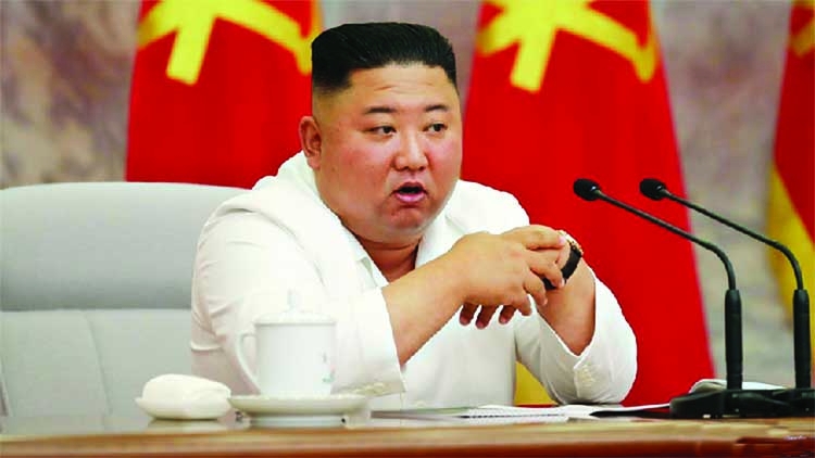 Kim fires officials for extortion associated with hospital project