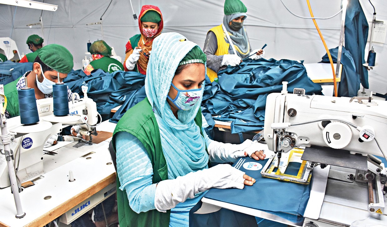 Int’l collaboration ensures top quality of locally made medical gowns