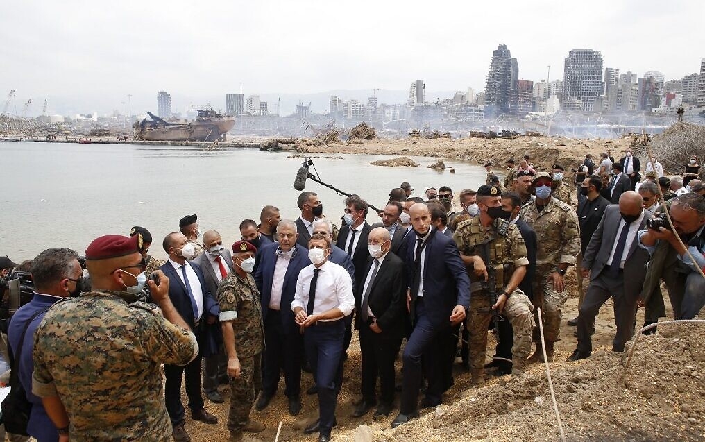 Macron warns Lebanon risks 'civil war' if not helped
