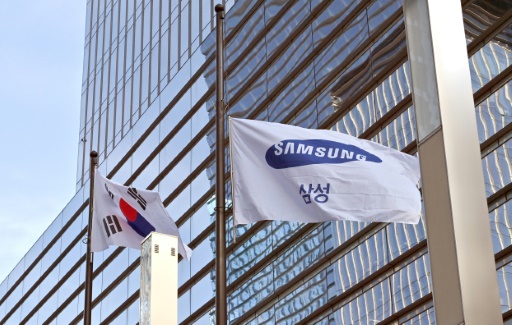 Samsung Q3 net profit leaps almost half after Huawei boost