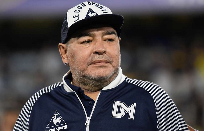 Football legend Maradona dies