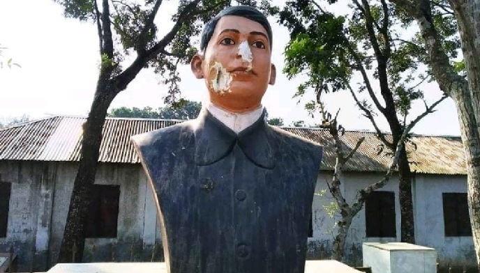 Vandalising Bagha Jatin's statue: Detained principal files case