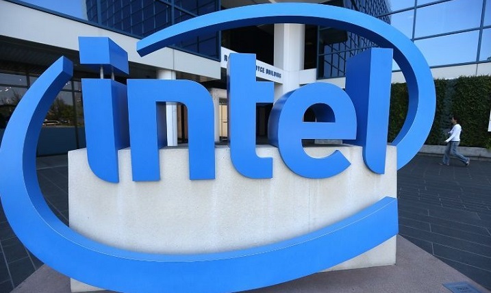 Intel says ready to use hedge fund on organization focus