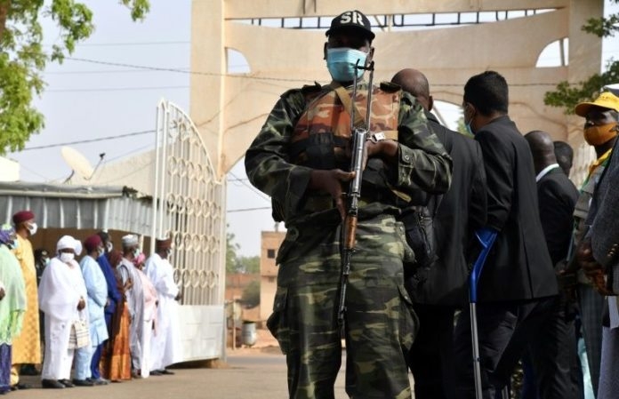 Hundred killed in attacks on two western Niger villages: mayor