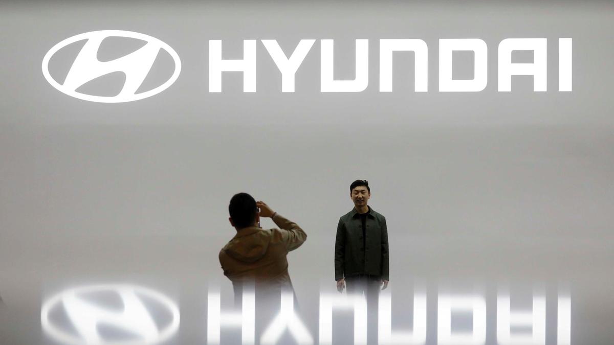 Apple car debacle an open public setback for Hyundai