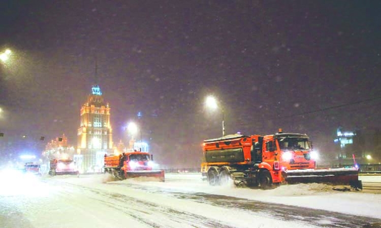 'Snow apocalypse' descends on Moscow