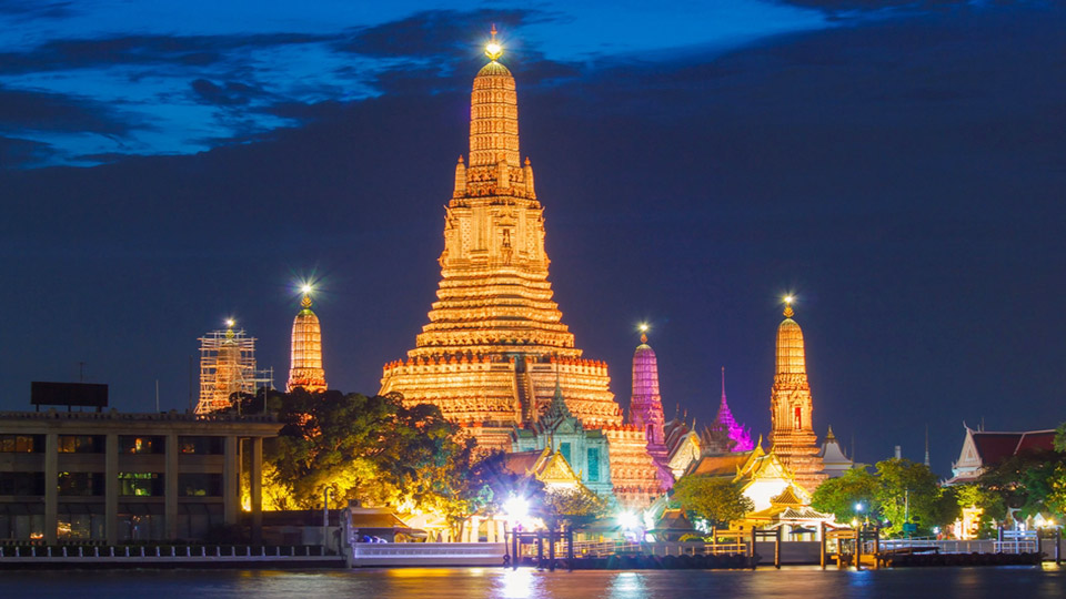 Thailand considers waiving quarantine for COVID-19 vaccinated tourists