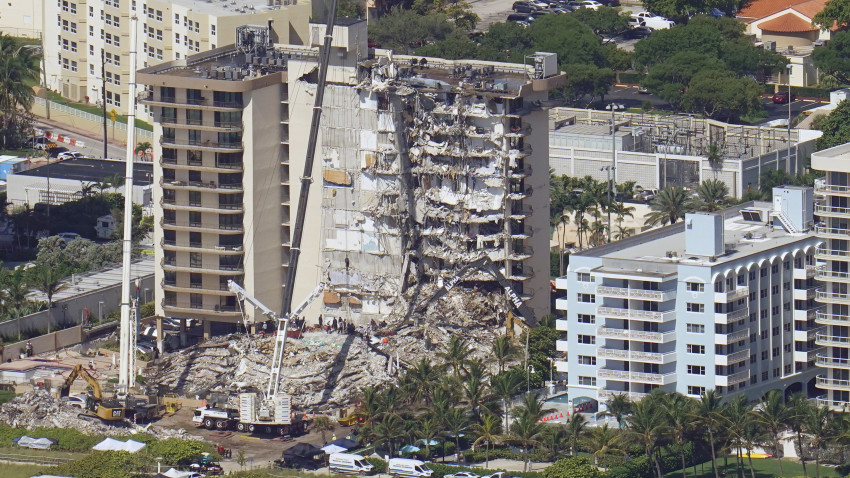 Families frustrated by slow pace of Florida condo collapse rescue