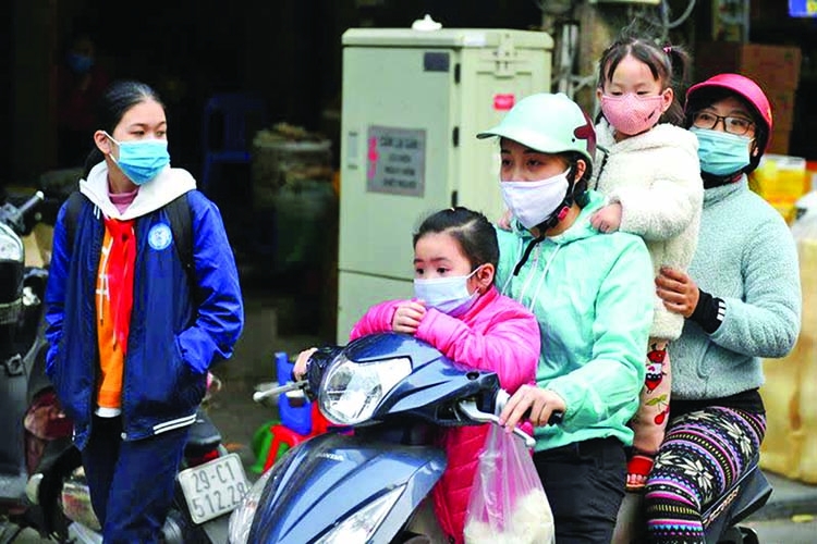 Vietnam brings in new corona virus curbs in business hub