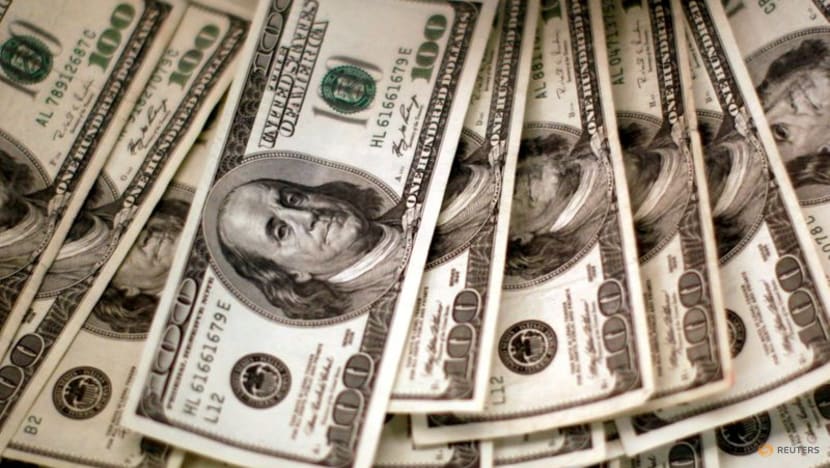 Dollar gains with yields as Fed policy in focus