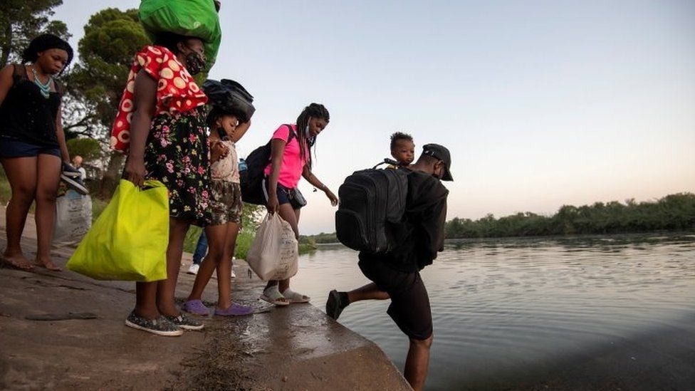 Thousands of migrants moved from under Texas bridge