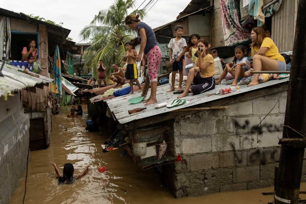 Typhoon Noru kills at least five in northern Philippines