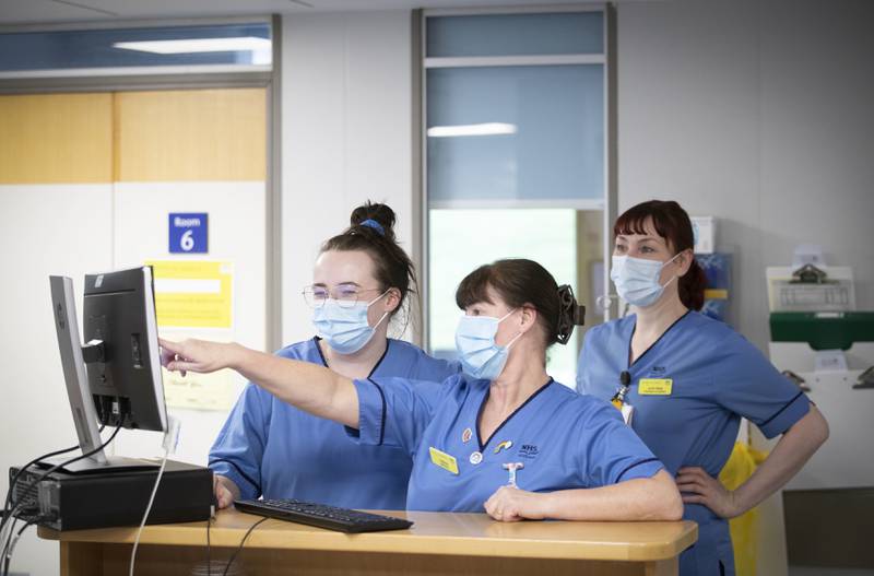 Hospital flu admissions in UK exceed those for Covid