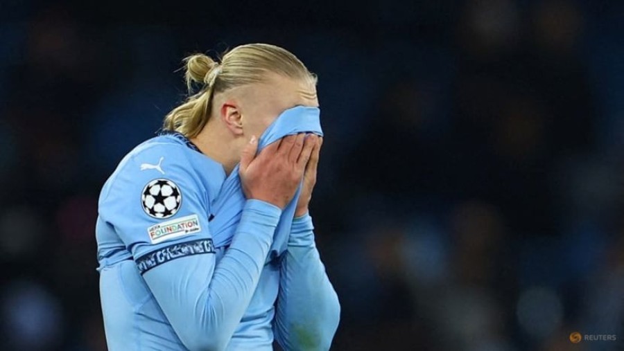 Man City give up three-goal lead in 3-3 draw with Feyenoord