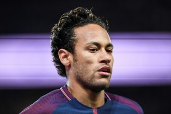 Neymar out of PSG trip to Lyon