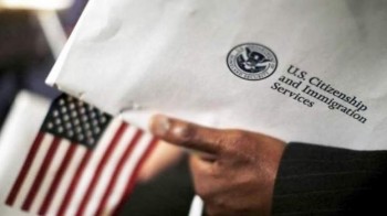 US Senate rejects immigration bills, leaves 'Dreamer' in limbo