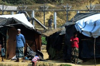 Myanmar Army opens fire along border