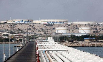 US demands world halt Iranian oil imports by Nov 4