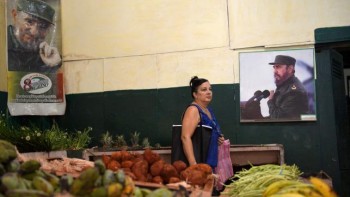 Cuba reauthorizes private sector, yet with tighter controls