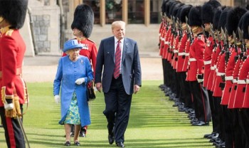 Trump says Queen thinks Brexit is ‘very complex problem’: report